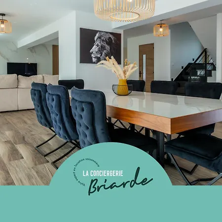 Le Panoramique - 12 Pers - 15min - La Venise Briarde Вилла